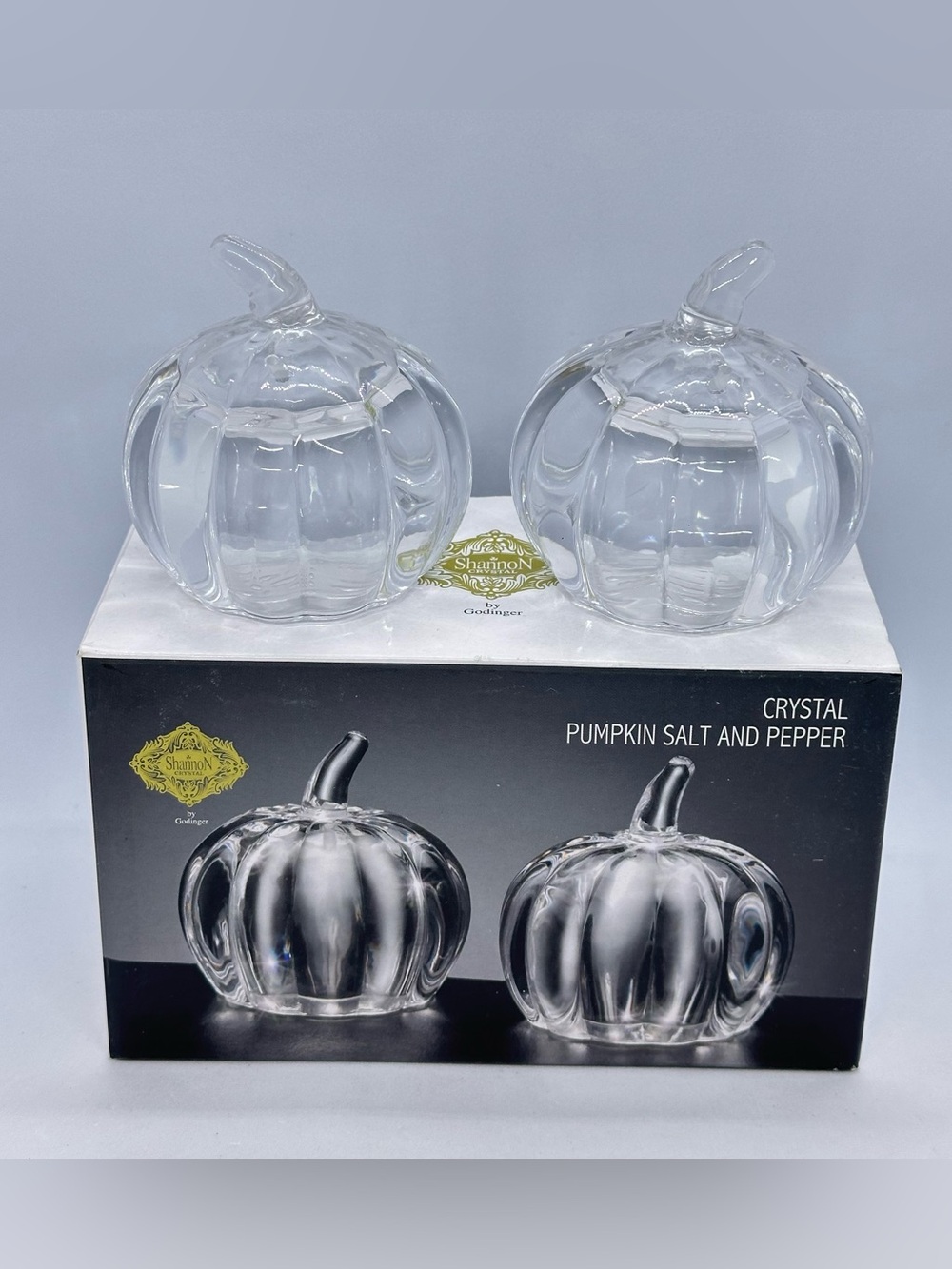 Godinger SHANNON CRYSTAL of Ireland Lead Crystal Pumpkin Salt/Pepper Shaker Set